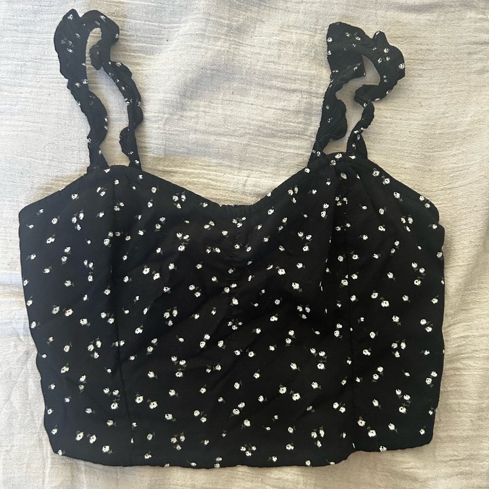 Hollister Black and White Ruched Crop Tank Top